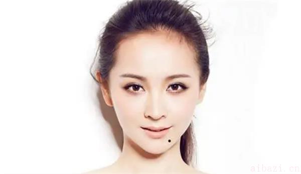 嘴角左下有痣的女人有什么命运 嘴角左下有痣的女人代表什么