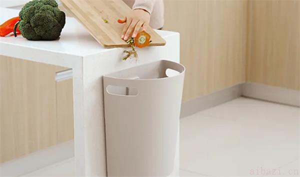 家里垃圾桶的位置对风水的影响 家里垃圾桶摆放的位置和风水有关吗